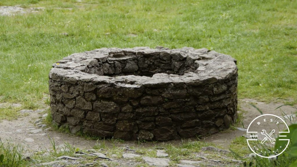 How is a cistern water system different from a well